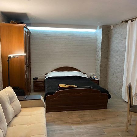 Freedom Apartment On Khmelnytsky Str Lviv Luaran gambar